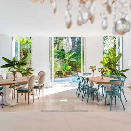 Bed & Breakfast Carbo D'hotes Mourillon, 4 Belles Chambres, Piscine Toulon