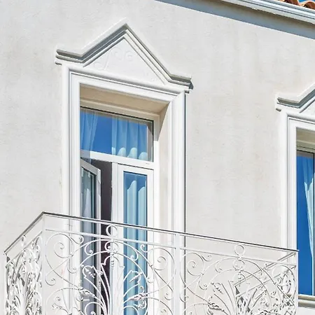Carbo D'hotes Mourillon, 4 Belles Chambres, Piscine Toulon